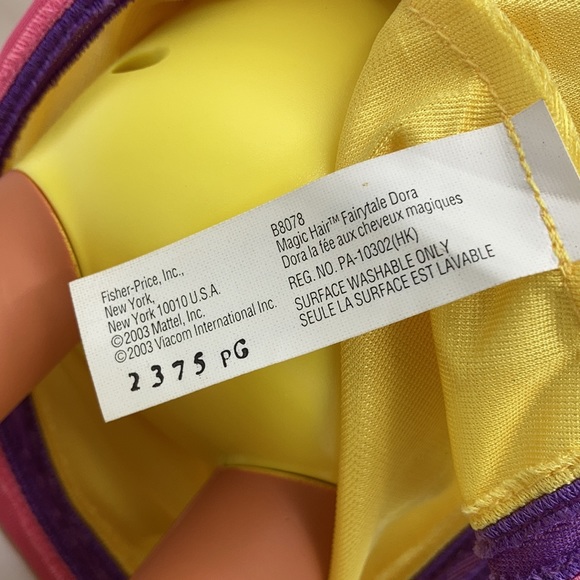 VINTAGE - DORA THE EXPLORER MAGIC HAIR FAIRYTALE TALKING/SINGING DOLL - Picture 7 of 9